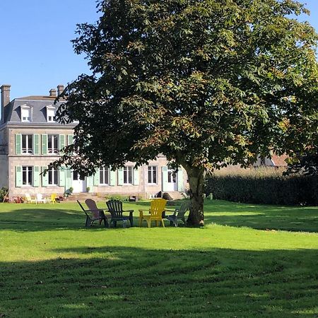 La Maison Du Hommeel Gratot Bagian luar foto